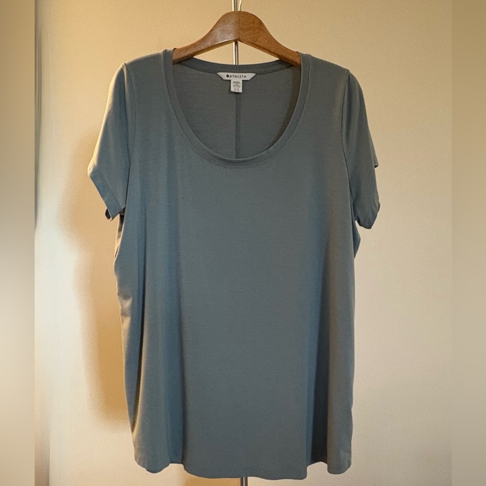 Athleta Stratus || Tee LT
